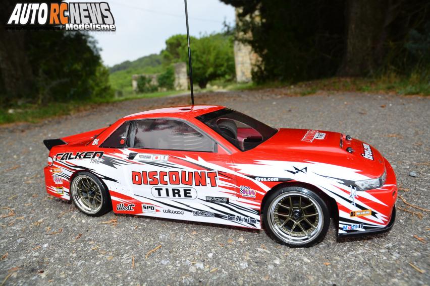 HPI Nitro RS4 3 Drift Dai Yoshihara Nissan S13 #112587 Voiture radiocommandée hpi thermique 1/10ème équipéed'un moteur thermique de 3cm3 pour faire du drift.