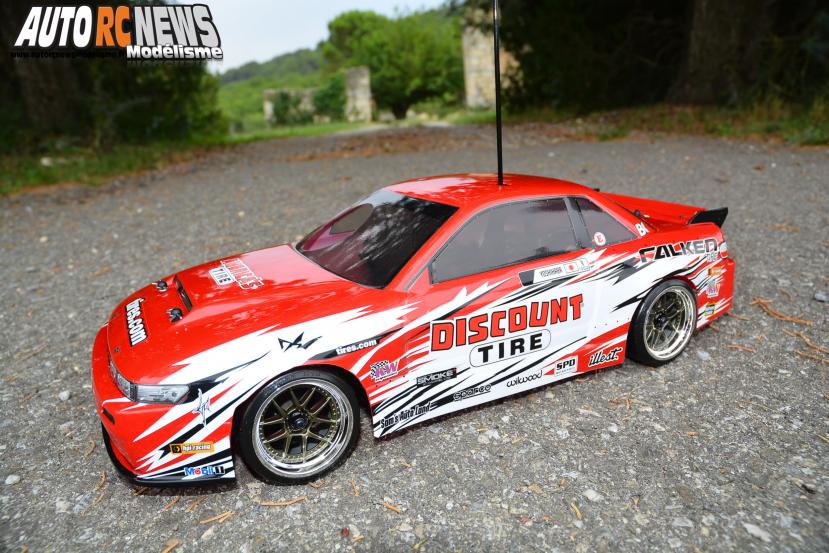 HPI Nitro RS4 3 Drift Dai Yoshihara Nissan S13 #112587 Voiture radiocommandée hpi thermique 1/10ème équipéed'un moteur thermique de 3cm3 pour faire du drift.