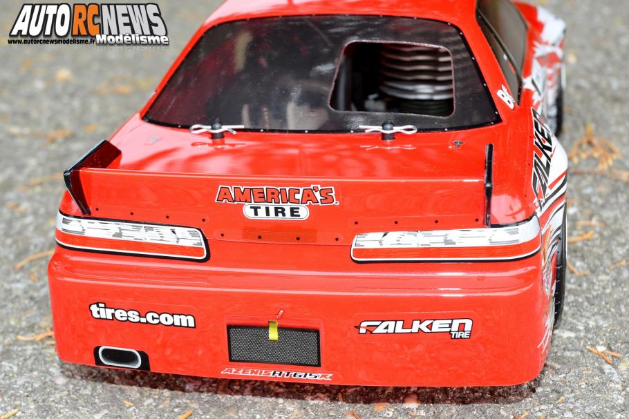 HPI Nitro RS4 3 Drift Dai Yoshihara Nissan S13 #112587 Voiture radiocommandée hpi thermique 1/10ème équipéed'un moteur thermique de 3cm3 pour faire du drift.