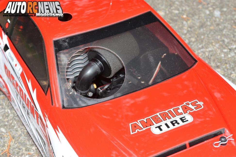 HPI Nitro RS4 3 Drift Dai Yoshihara Nissan S13 #112587 Voiture radiocommandée hpi thermique 1/10ème équipéed'un moteur thermique de 3cm3 pour faire du drift.