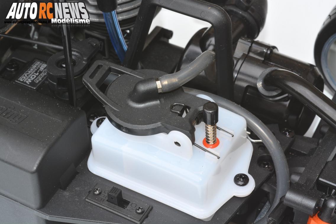 HPI Nitro RS4 3 Drift Dai Yoshihara Nissan S13 #112587 Voiture radiocommandée hpi thermique 1/10ème équipéed'un moteur thermique de 3cm3 pour faire du drift.