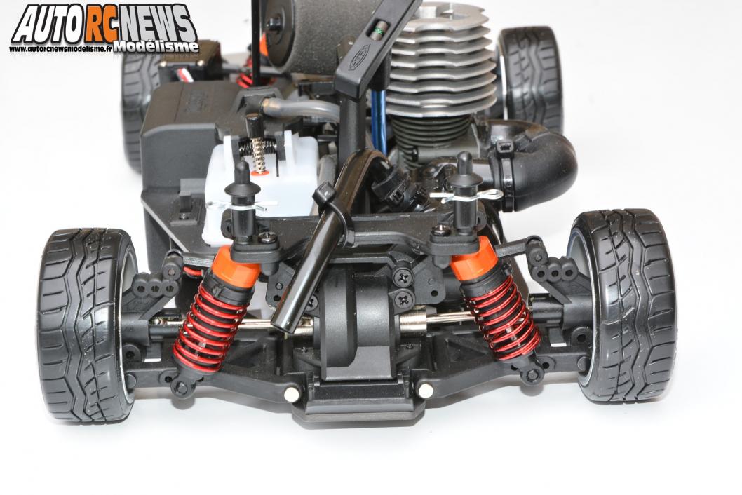 HPI Nitro RS4 3 Drift Dai Yoshihara Nissan S13 #112587 Voiture radiocommandée hpi thermique 1/10ème équipéed'un moteur thermique de 3cm3 pour faire du drift.