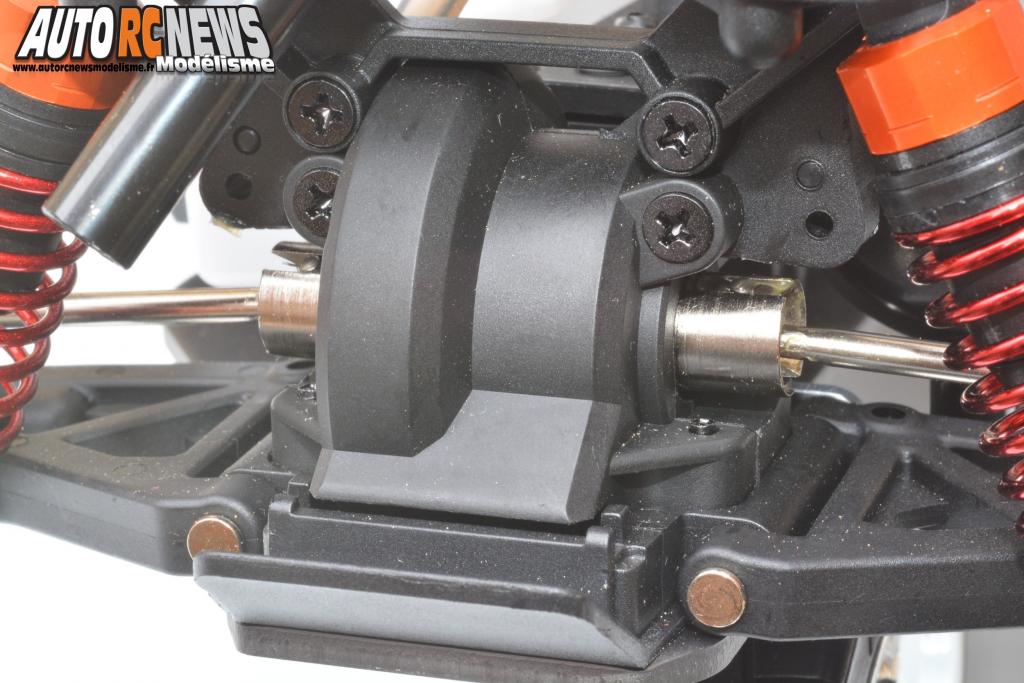 HPI Nitro RS4 3 Drift Dai Yoshihara Nissan S13 #112587 Voiture radiocommandée hpi thermique 1/10ème équipéed'un moteur thermique de 3cm3 pour faire du drift.