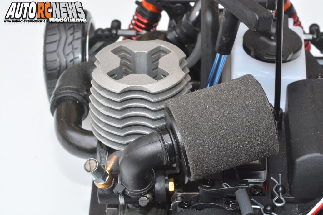 HPI Nitro RS4 3 Drift Dai Yoshihara Nissan S13 #112587 Voiture radiocommandée hpi thermique 1/10ème équipéed'un moteur thermique de 3cm3 pour faire du drift.