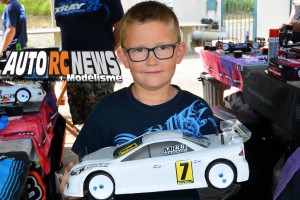 . CF Piste 1/10 Electrique Ampuis Xray T4 2015 Samuel Verdan