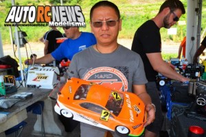 . CF Piste 1/10 Electrique Ampuis Team Magic E4RSIII+ Hai Tran Long
