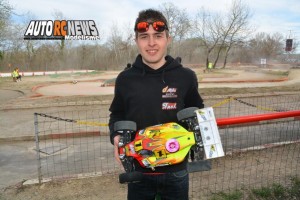 . 1ere CF National TT 1/8 Pertuis Mugen MBX7R Kevin Michaudet