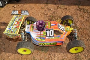 . GP Pierrefeu du Var 2014 Jérôme Aigoin Kyosho MP9