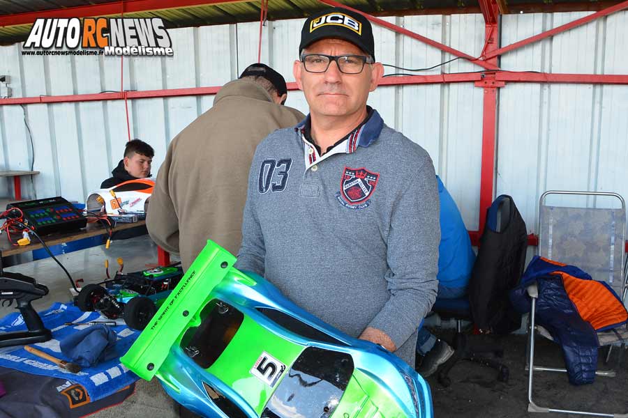 1ère cf piste 1/5 élite, ff, f1, mini cooper châteaubourg club cpb racing 35 les 23 et 24 mars 2019.