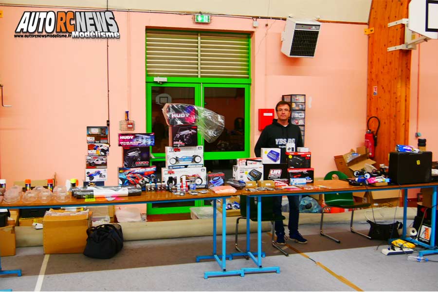 1ère cf piste 1/10 thermique thermique et gt8 à angoulême club arca16 les 23 et 24 mars 2019.