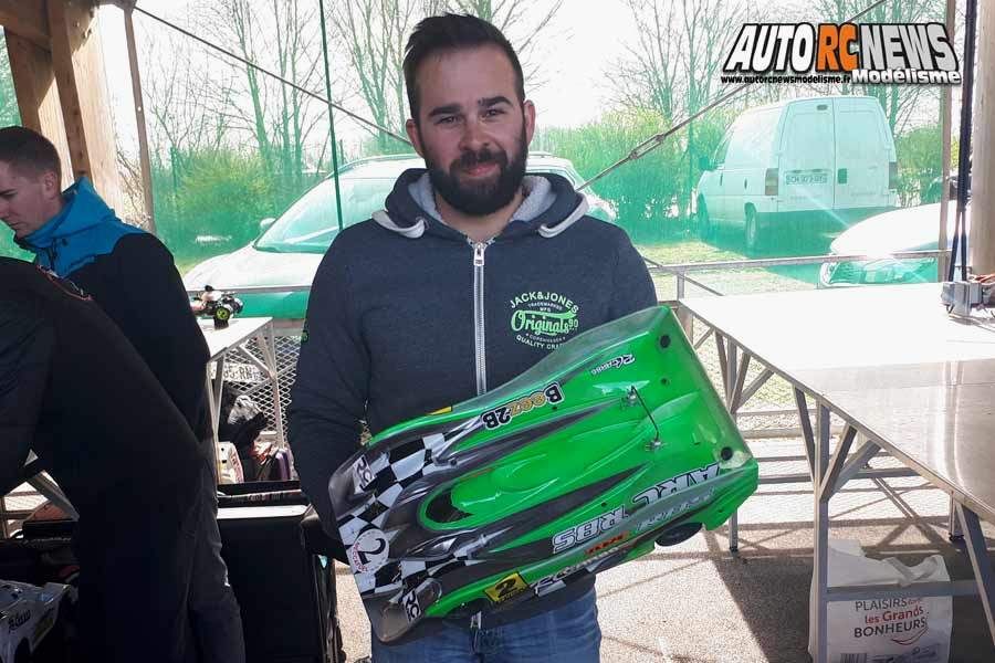 1ère cf piste 1/8 thermique 4 x 4 et brushless à ingrandes club maci les 9 et 10 mars 2019.