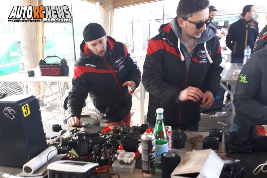 1ère cf piste 1/8 thermique 4 x 4 et brushless à ingrandes club maci les 9 et 10 mars 2019.