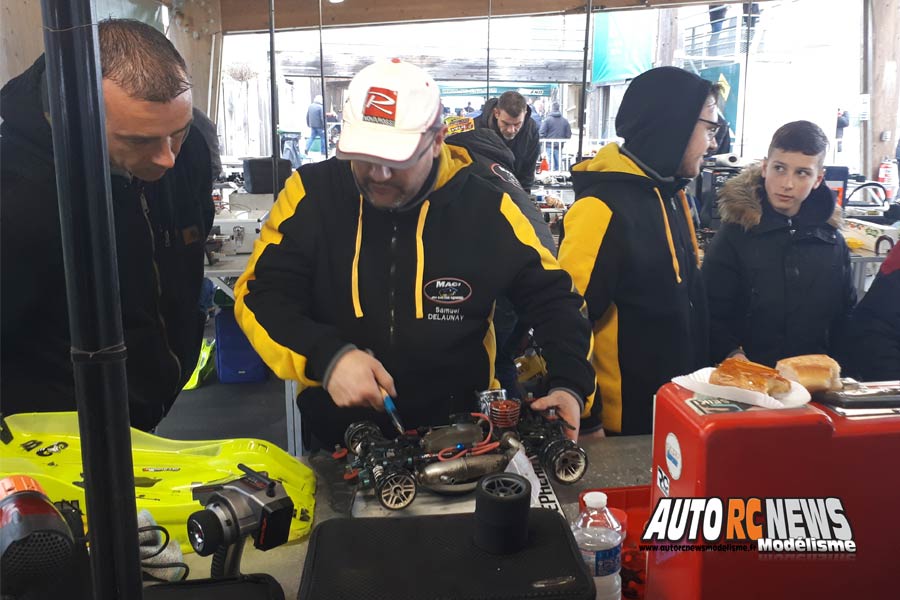 1ère cf piste 1/8 thermique 4 x 4 et brushless à ingrandes club maci les 9 et 10 mars 2019.