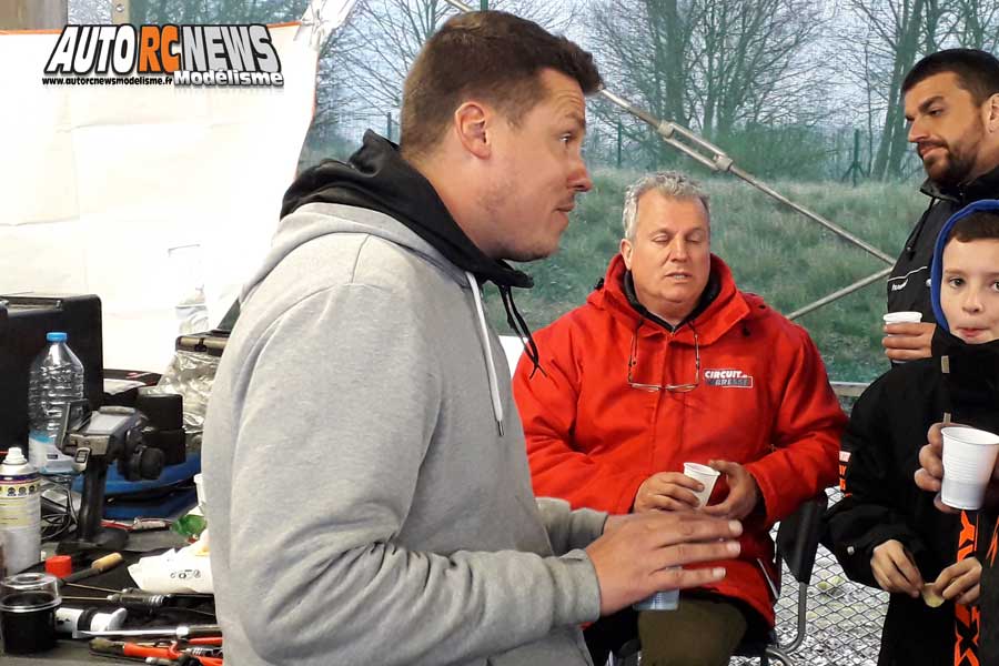1ère cf piste 1/8 thermique 4 x 4 et brushless à ingrandes club maci les 9 et 10 mars 2019.