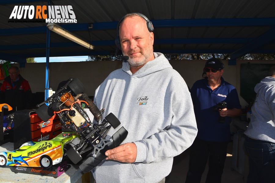 1ère cf piste 1/8ème classique et brushless à montpellier club amo les 9 et 10 mars 2019.