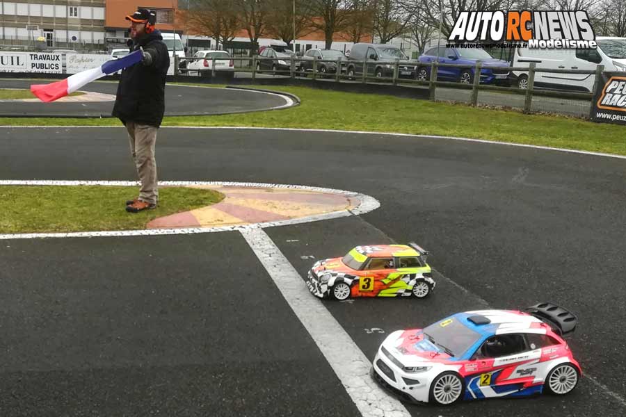 challenge piste 1/5 mcd xr5 et mini cooper t2m/fg à neuville de poitou au club modelespace les 2 et 3 mars 2019.