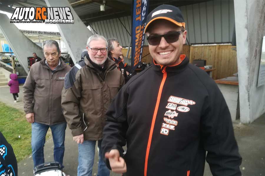 challenge piste 1/5 mcd xr5 et mini cooper t2m/fg à neuville de poitou au club modelespace les 2 et 3 mars 2019.