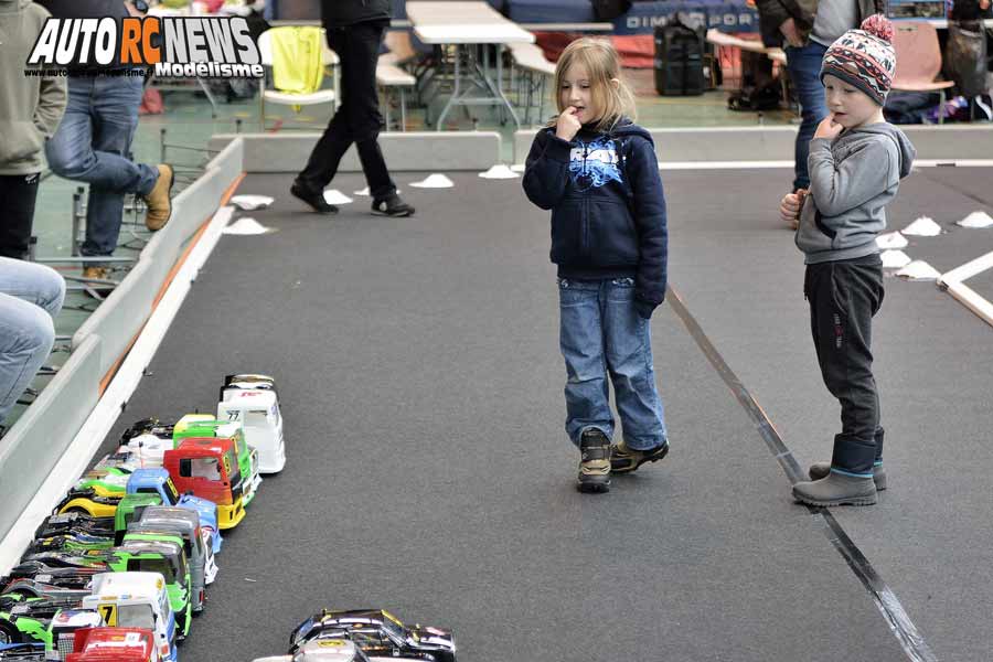 1ère manche nationale du challenge tamiya euro truck et m-châssis à bonneville au club team maximome.