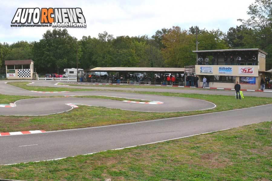 coupe de france piste 1/8 classique et brushless à lentilly club rccl les 13 et 14 octobre 2018.