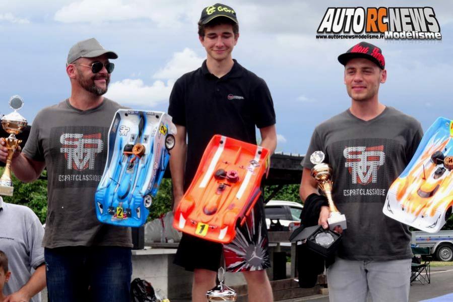 4ème cf piste 1/8 classique et brushless à marmagne club carcb les 09 et 10 juin 2018.
