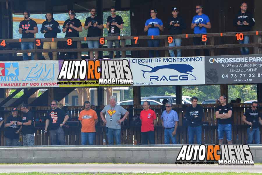 grand prix efra piste 1/8 4 x 4 et piste 1/10 thermique à grenoble club racg du 17 au 20 mai 2018.