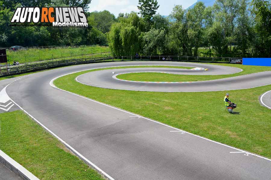 grand prix efra piste 1/8 4 x 4 et piste 1/10 thermique à grenoble club racg du 17 au 20 mai 2018.