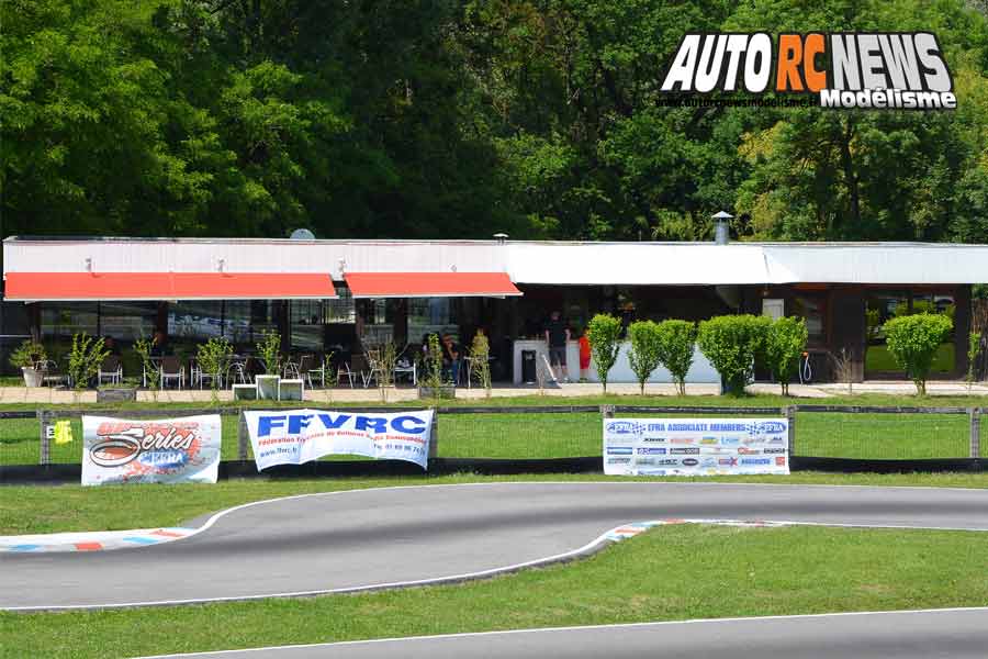 grand prix efra piste 1/8 4 x 4 et piste 1/10 thermique à grenoble club racg du 17 au 20 mai 2018.