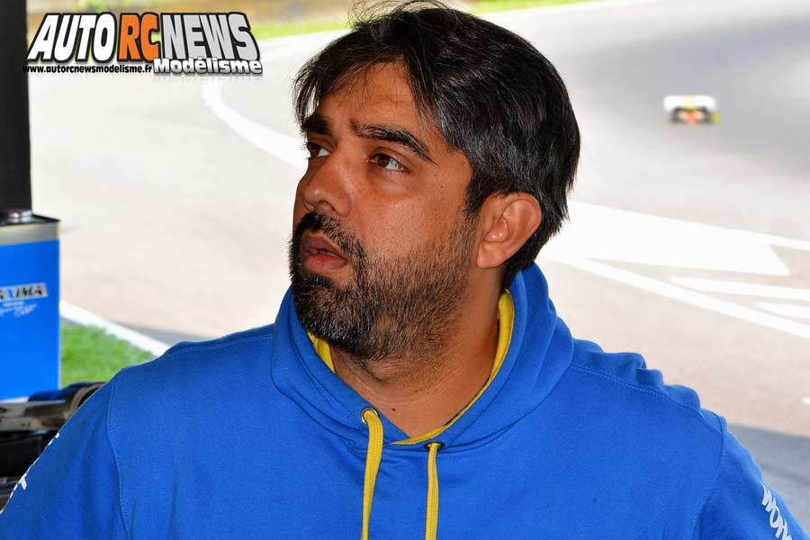 grand prix efra piste 1/8 4 x 4 et piste 1/10 thermique à grenoble club racg du 17 au 20 mai 2018.