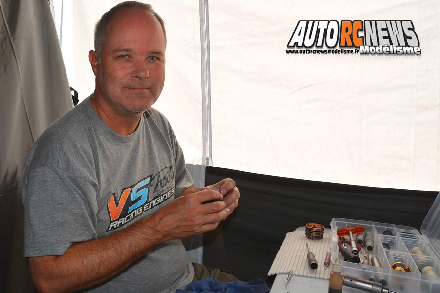 2ème cf piste 1/8ème 4 x 4 et national neuville de poitou club modelespace les 12 et 13 mai 2018.