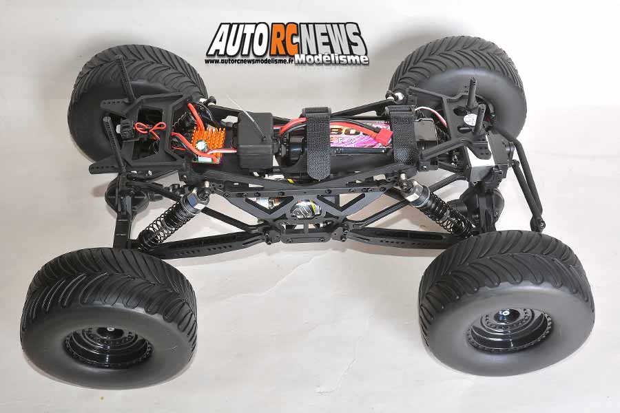 t2m pirate rocker rc crawler 1/8 électrique réf : t4939 by t2m à faulquemont