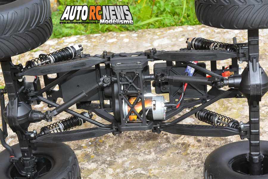 t2m pirate rocker rc crawler 1/8 électrique réf : t4939 by t2m à faulquemont