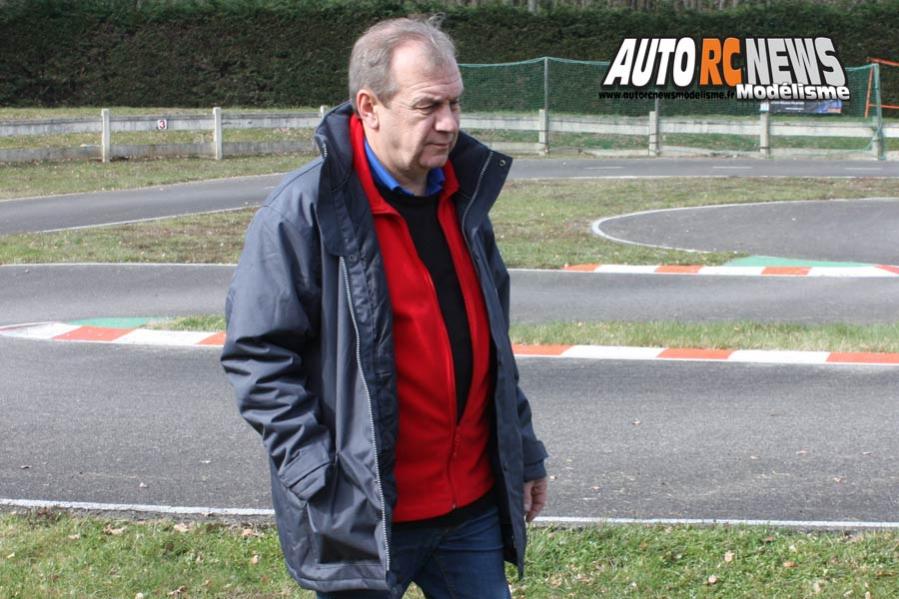 1ère cf piste 1/5 élite, ff, f1, mini cooper à lentilly club rccl les 24 et 25 mars 2018.