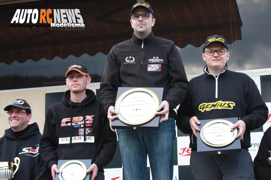 1ère cf piste 1/5 élite, ff, f1, mini cooper à lentilly club rccl les 24 et 25 mars 2018.