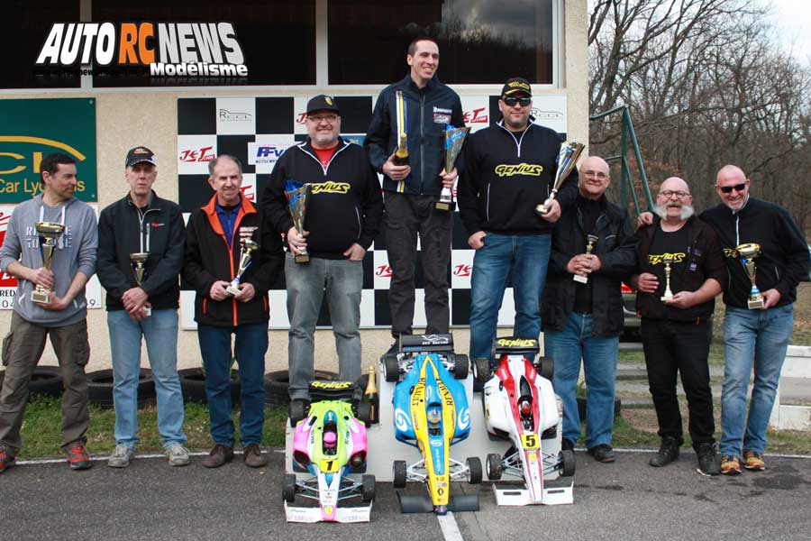 1ère cf piste 1/5 élite, ff, f1, mini cooper à lentilly club rccl les 24 et 25 mars 2018.