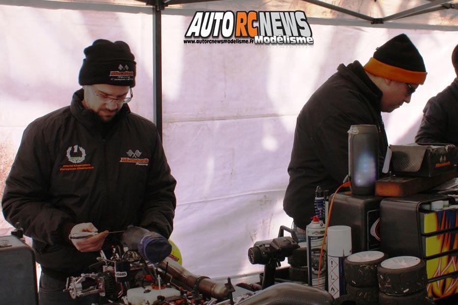 1ère cf piste 1/5 élite, ff, f1, mini cooper à lentilly club rccl les 24 et 25 mars 2018.