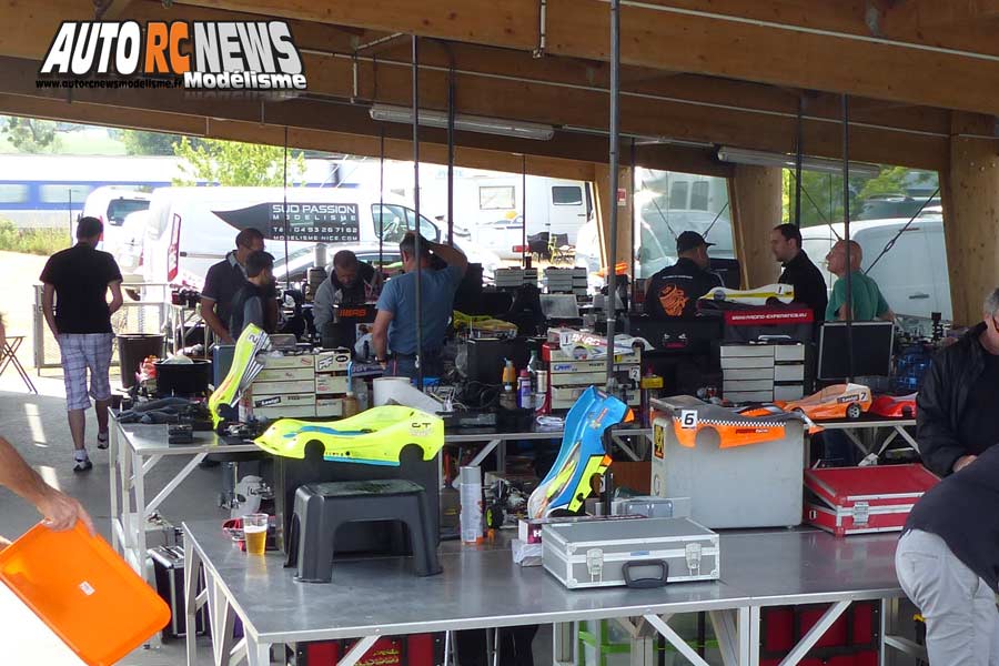 1ère cf piste 1/8ème classique et brushless à ingrandes club maci les 10 et 11 mars 2018.