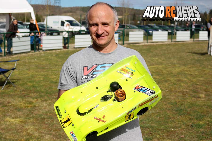 1ère cf piste 1/8ème classique et brushless à ingrandes club maci les 10 et 11 mars 2018.