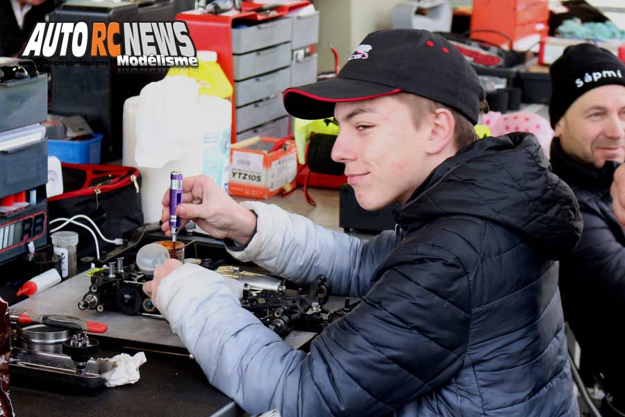 1ère cf piste 1/8ème classique et brushless à ingrandes club maci les 10 et 11 mars 2018.