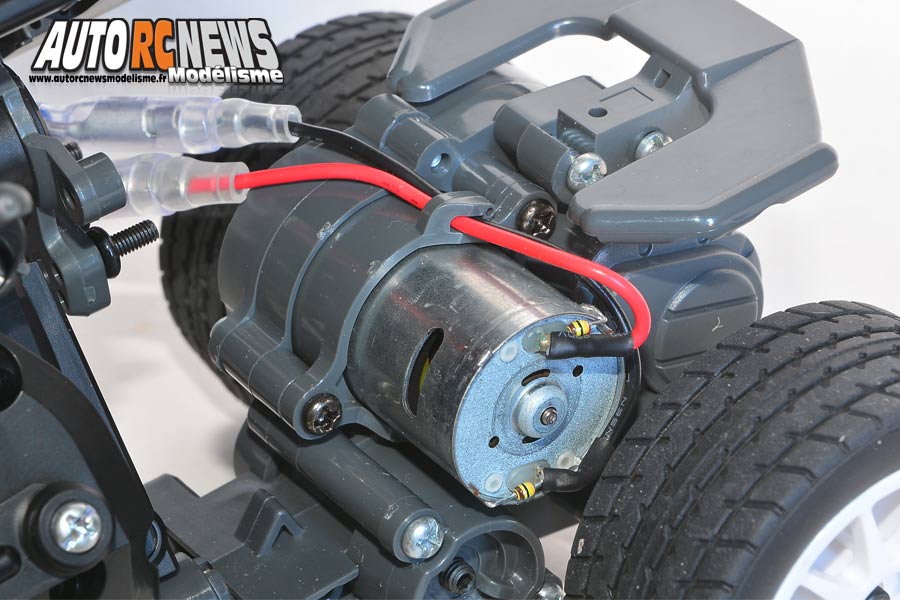 tamiya dancing rider trike 1/8 électrique réf : 57405 distribué par t2m sur base châssis t3-01