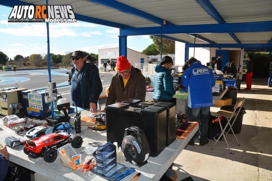 mini racing tour de provence à montpellier sur la piste amo, rallygame, db8sl et truck 1/10 brushless le 17 décembre 2017.