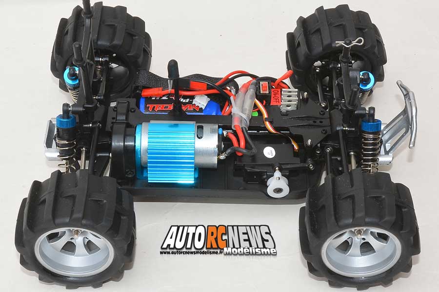 nouvelle série mini mhd 1/18 réf : z83001 distribuée par mhd pro à marly.