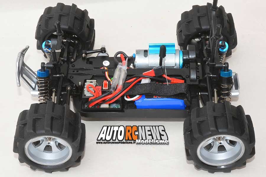 nouvelle série mini mhd 1/18 réf : z83001 distribuée par mhd pro à marly.