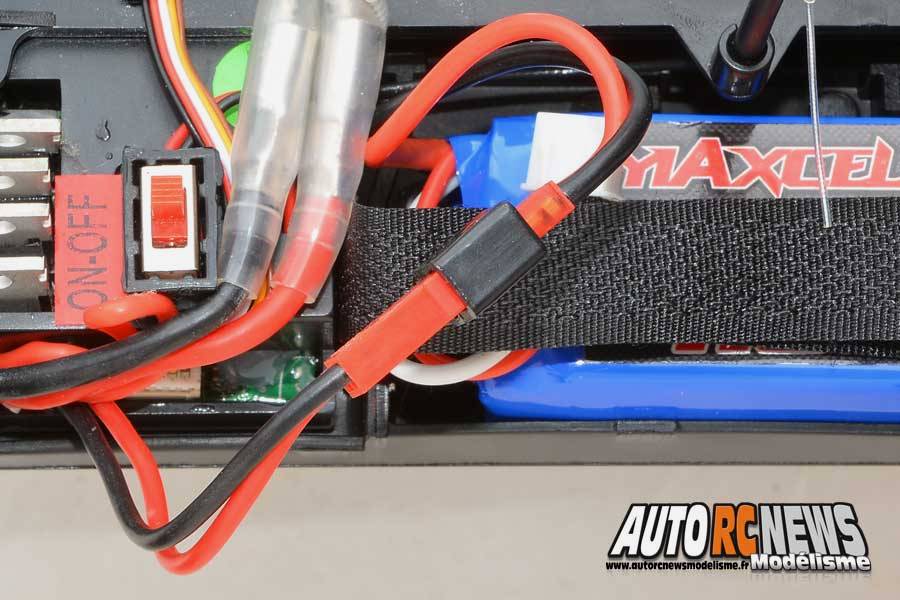 nouvelle série mini mhd 1/18 réf : z83001 distribuée par mhd pro à marly.