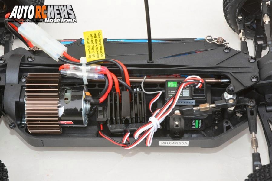 voiture absima ab2.4 buggy 1/10 rtr réf : 12205 avec moteur brushed distribué par gvp racing.