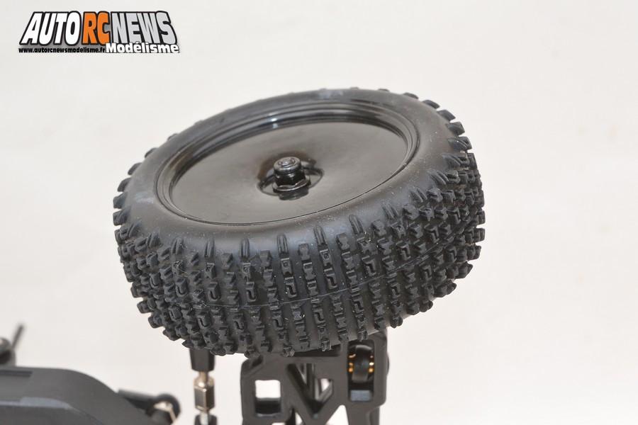 voiture absima ab2.4 buggy 1/10 rtr réf : 12205 avec moteur brushed distribué par gvp racing.