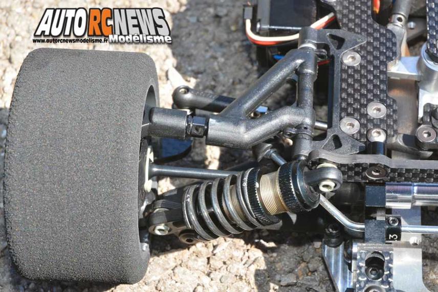 infinity on road 1/8 nitro d'alberto picco signée creation model