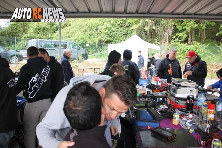 ens nitro séries piste 1/8 et 1/10 à mulhouse au club mccm du 19 au 21 mai 2017