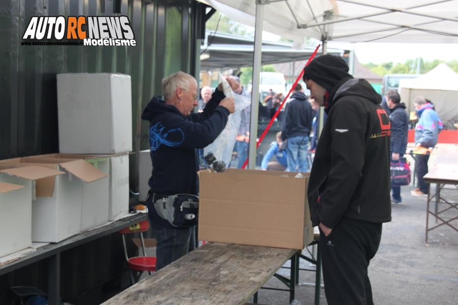 ens nitro séries piste 1/8 et 1/10 à mulhouse au club mccm du 19 au 21 mai 2017