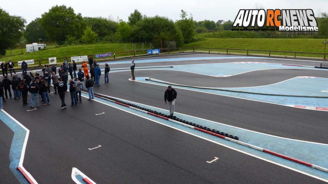 3ème cf piste 1/8 classique à tourlaville club tmb les 13 et 14 mai 2017.