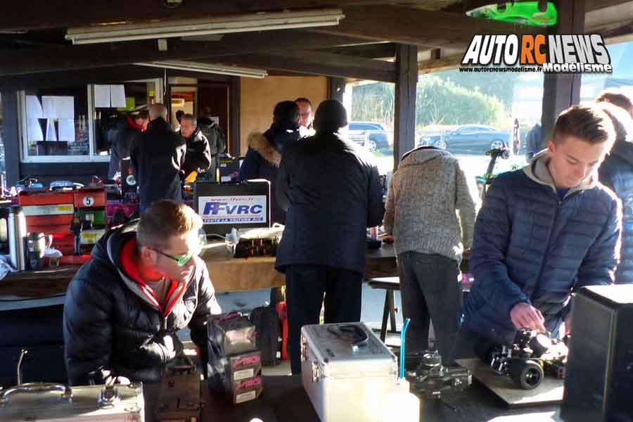 reportage 1ère cf piste 1/8 classique à grenoble club racg les 11 et 12 mars 2017.